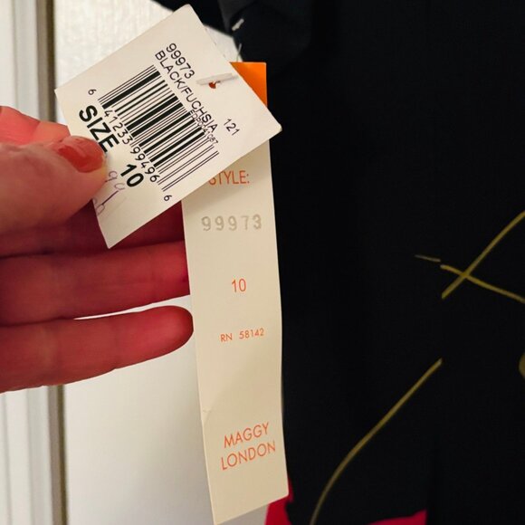 NWT Maggy London 100% Silk Sheath Dress – Size 10 - Picture 6 of 9